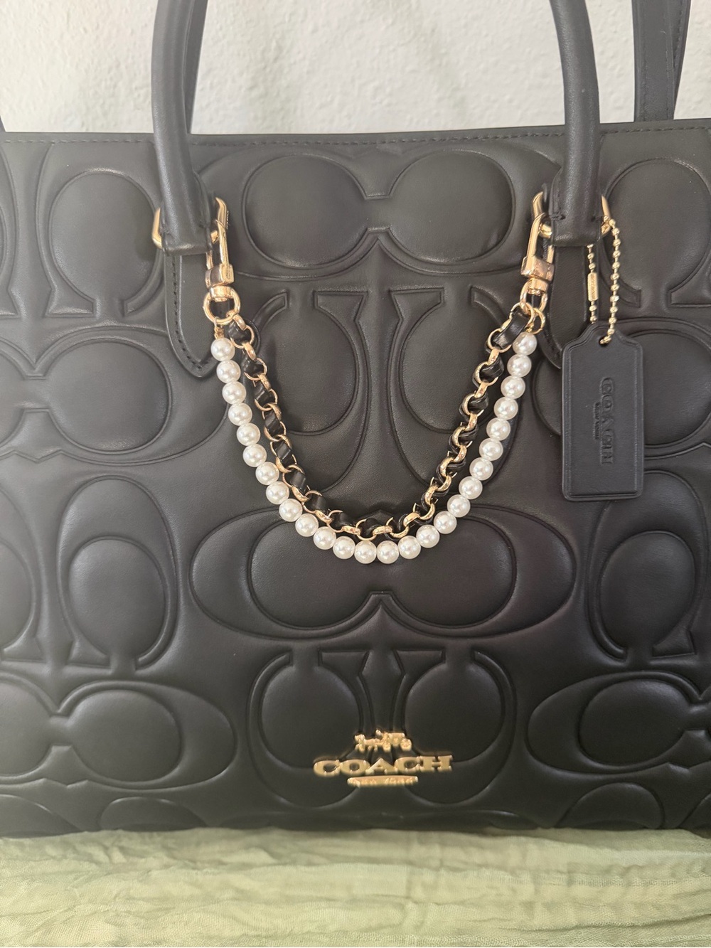 Gold, Pearl & Black Bag Chain